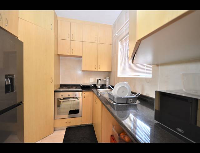 2 BEDROOM TOWNHOUSE RENTED IN BEACON BAY